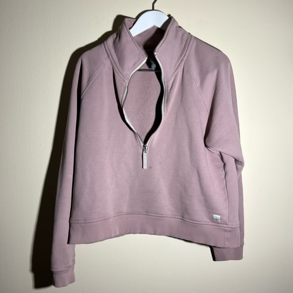 Vuori Sweaters - *SOLD *Vouri 1/2 Zip Up Pullover